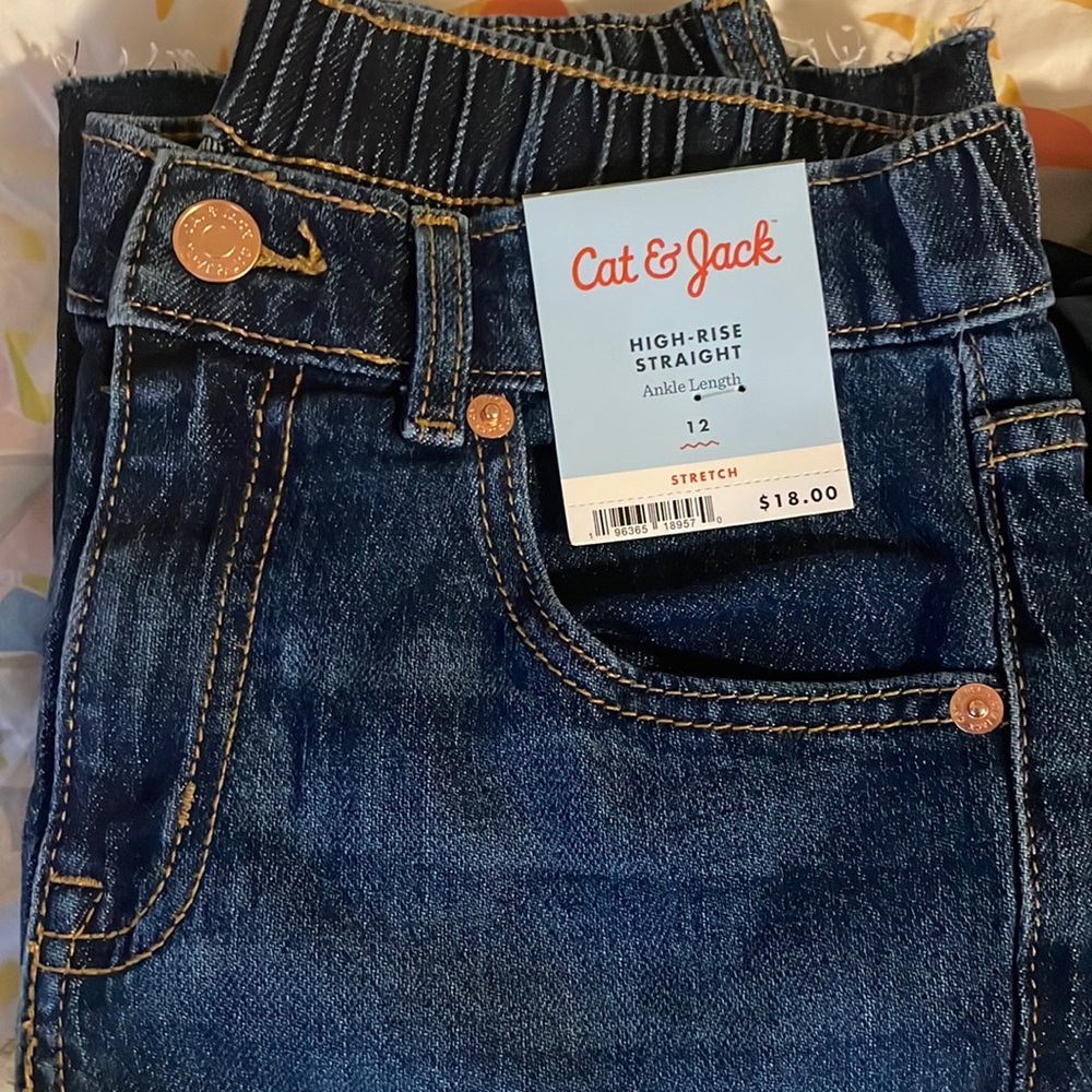 Cat and Jack Girls high rise straight jeans